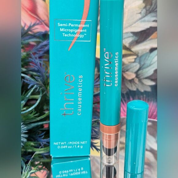 Thrive Infinity Waterproof Eyeshadow Stick - Gailon Terracotta Matte NEW - Picture 2 of 10